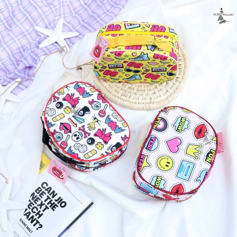 کیف آرایشی summer