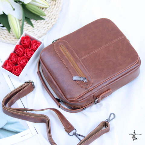 کیف دستی دوشی مردانه راسل