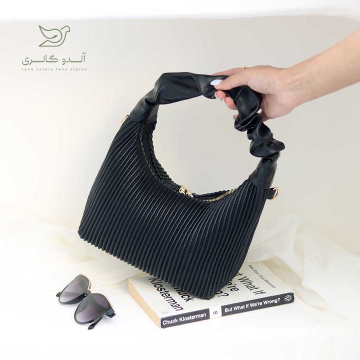 کیف دستی دوشی سانا