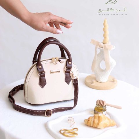 کیف دستی دوشی کارینان